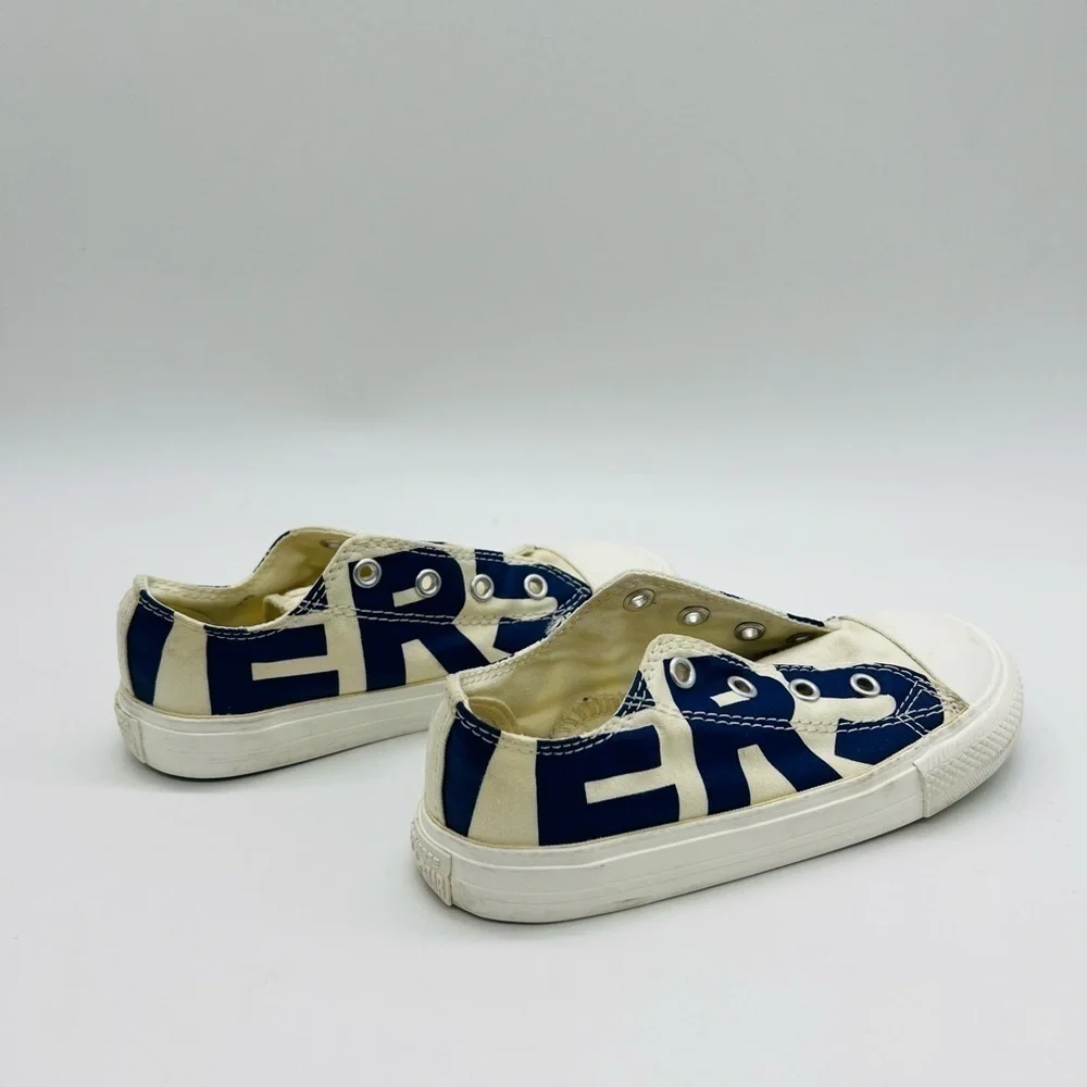 CONVERSE SNEAKERS WHITE WITHCONVERSE  IN LARGE BLUE LETTERS SIZE TODDLER 10